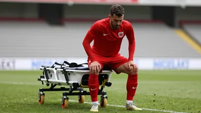 Crawley Town manager Colin Kazim-Richards has confirmed defender Akin Odimayo is facing a spell out after being...